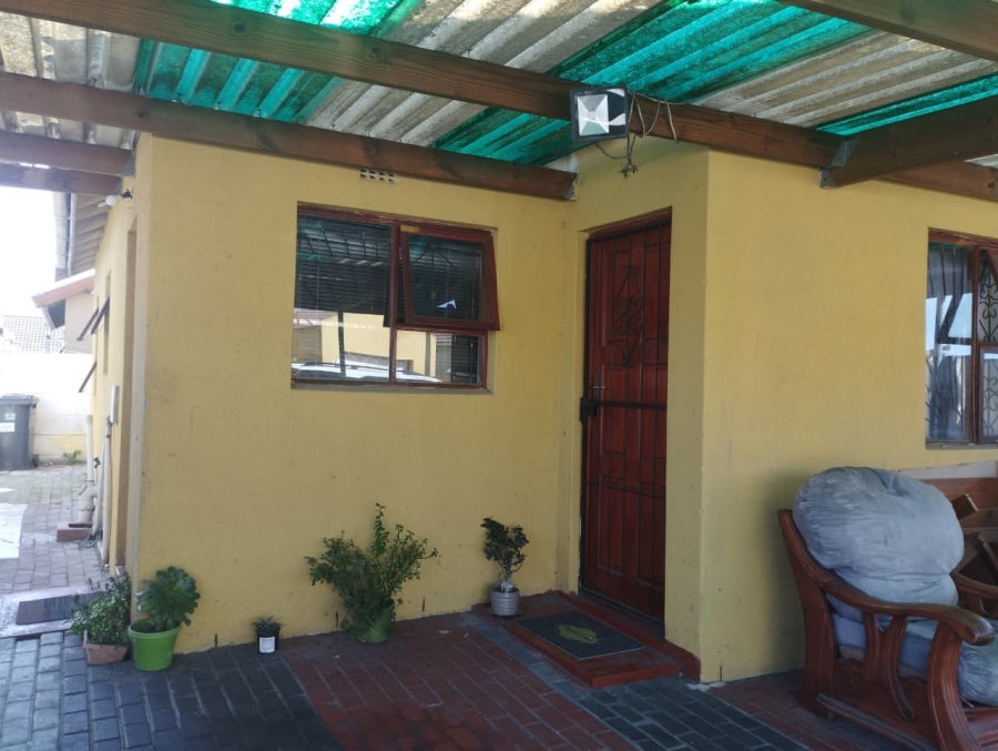 3 Bedroom Property for Sale in Highbury Western Cape